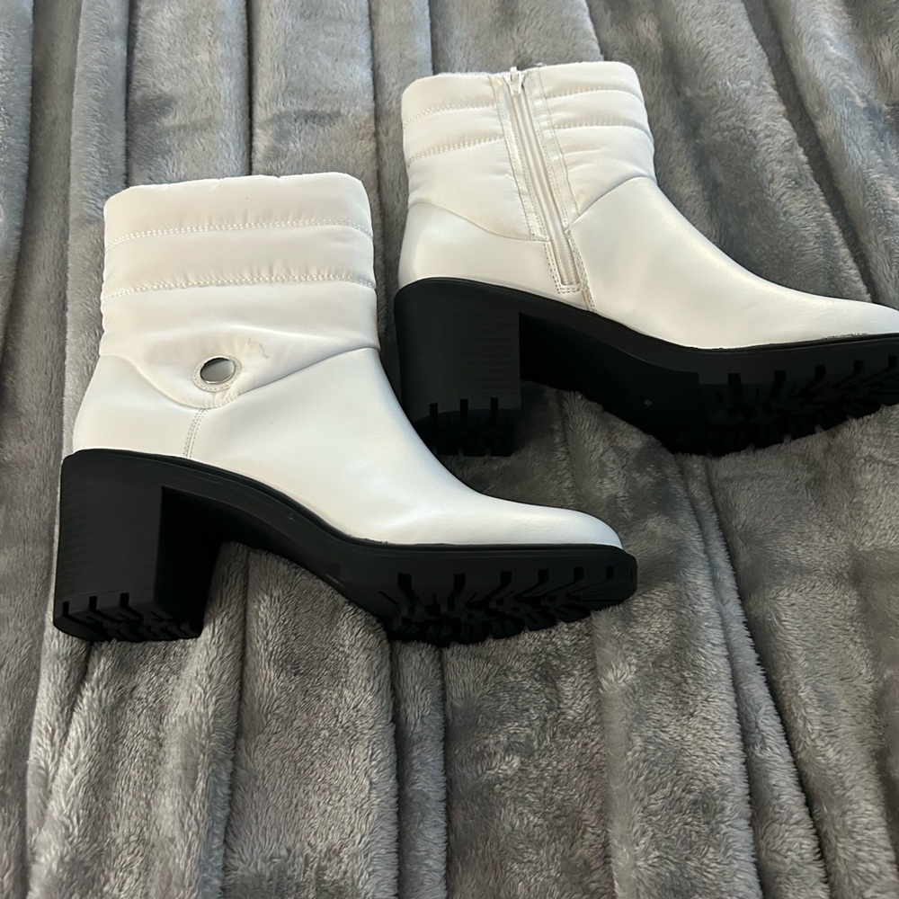 Alfani white lug sole Boots